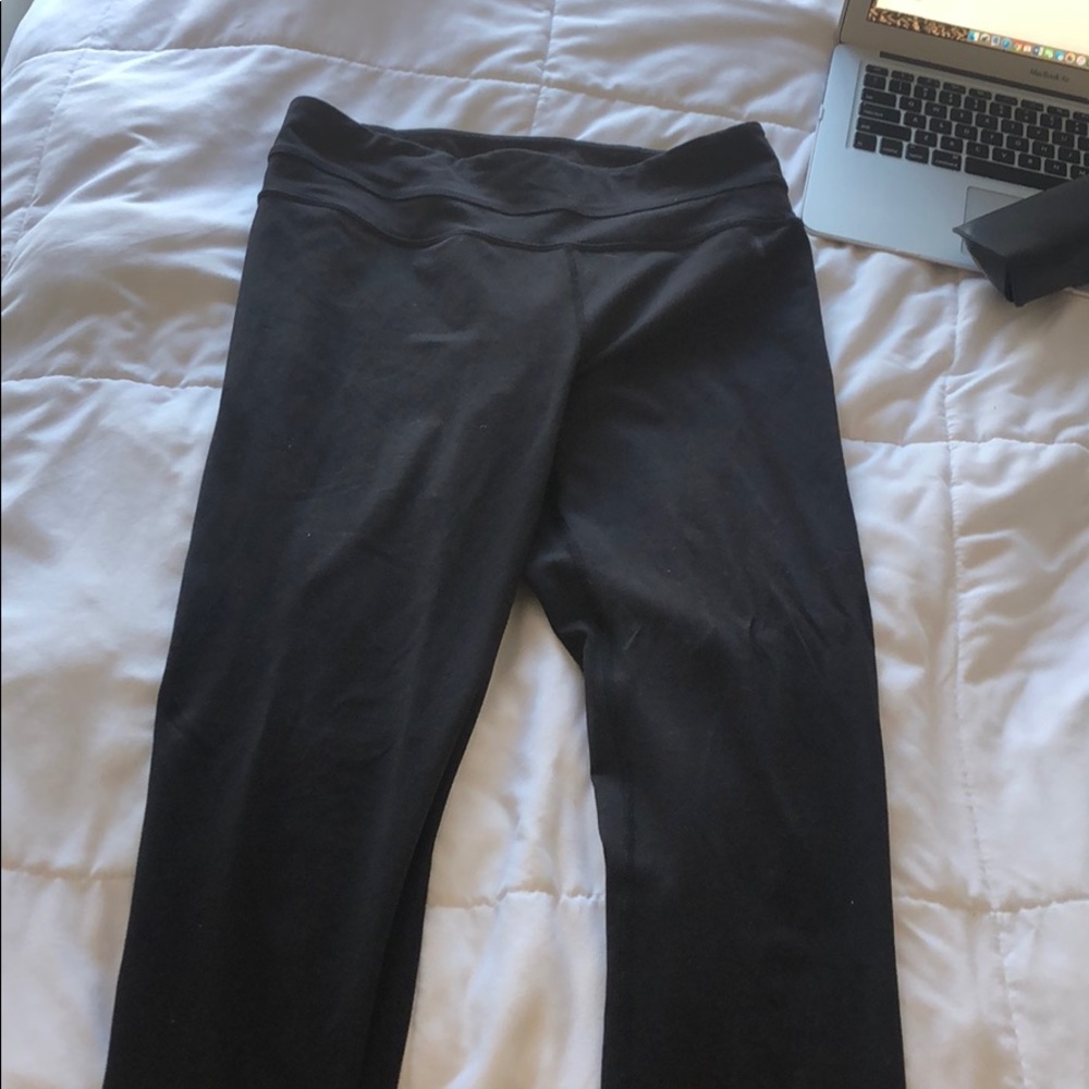 Black Skinny groove lululemon pant